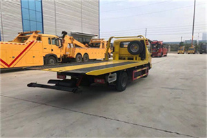 宜君非事故拖车